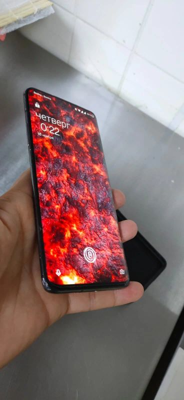 Лот: 18372184. Фото: 1. Oneplus 7 pro. Чехлы, бамперы