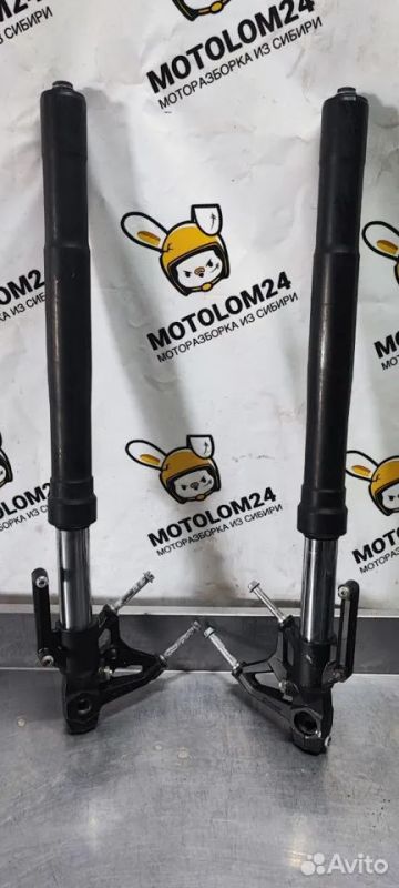 Лот: 22462964. Фото: 1. Перья Kawasaki Z1000 (10-13... Запчасти