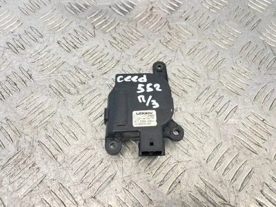 Лот: 25738559. Фото: 1. сервопривод заслонки печки Kia... Двигатель и элементы двигателя