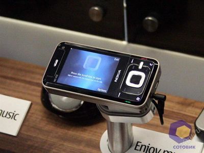 Лот: 2095290. Фото: 1. nokia n 81 8 gb. Кнопочные мобильные телефоны