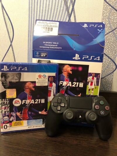 Лот: 17337249. Фото: 1. Геймпад PS4 + fifa 21. Аксессуары для игровых приставок, консолей, геймпады