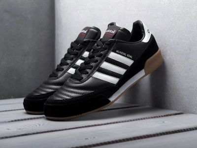 Лот: 14173251. Фото: 1. Футбольная обувь Adidas Mundial... Кеды, кроссовки, слипоны