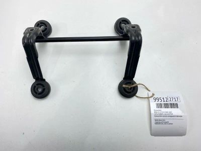 Лот: 24772699. Фото: 1. Кронштейн Bmw X5 2007 13717548893... Двигатель и элементы двигателя