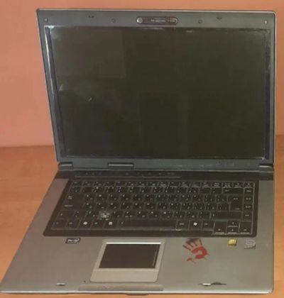 Лот: 25225703. Фото: 1. Ноутбук Asus. Ноутбуки