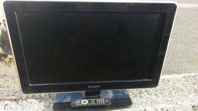 Лот: 12019063. Фото: 1. Рабочий ЖК-телевизор 26" Philips. Телевизоры