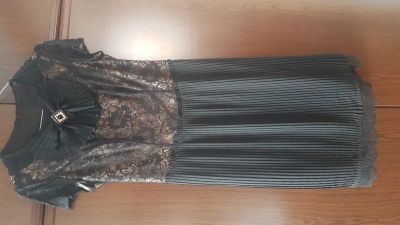 Лот: 21424855. Фото: 1. Платье праздничное с гюпюр, плиссе... Платья