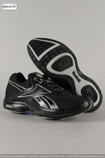 Лот: 2974562. Фото: 1. Кроссовки Reebok TrainTone женские... Кеды, кроссовки, слипоны