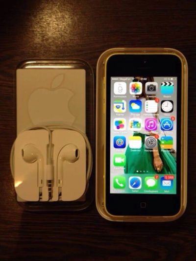 Лот: 3704109. Фото: 1. iPhone 5c 16Гб отличное состояние. Смартфоны
