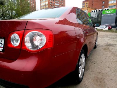 Лот: 9651425. Фото: 1. Volkswagen Jetta, 2007, V-1600... Автомобили