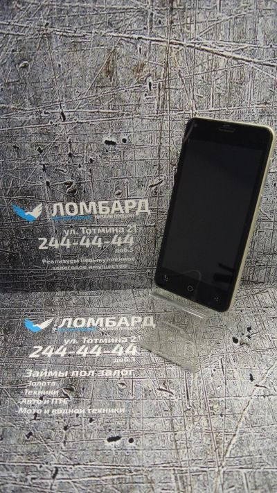 Лот: 15173991. Фото: 1. Смартфон DEXP Ixion M545 (т6081... Смартфоны