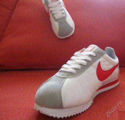 Лот: 933911. Фото: 1. nike air белые и черные. Кеды, кроссовки, слипоны
