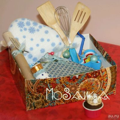 Лот: 10790655. Фото: 1. Подарочный набор "Молодой хозяйке... Подарки на Новый год