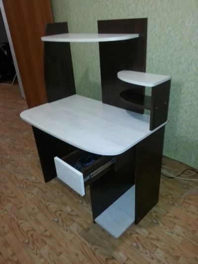 Лот: 6446969. Фото: 1. Компьютерный стол. Компьютерные и письменные столы