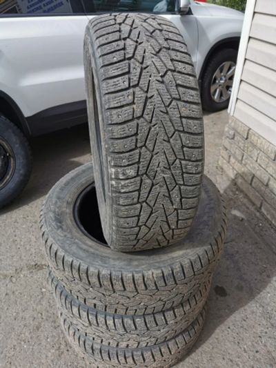 Лот: 20679866. Фото: 1. Зимние шины Nokian Hakkapeliitta... Шины