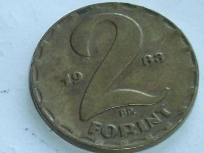 Лот: 9601560. Фото: 1. Монета 2 форинт два Венгрия 1983... Европа