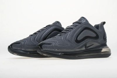 Лот: 15831515. Фото: 1. Nike Air Max 720 Carbone. Кеды, кроссовки, слипоны