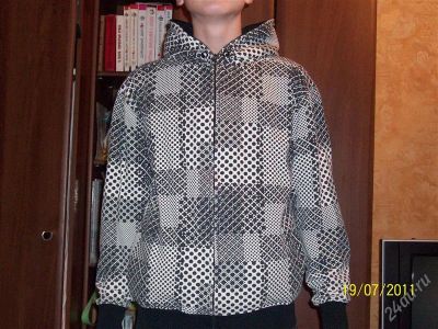 Лот: 1076433. Фото: 1. продаю балахон. Свитера, худи, толстовки