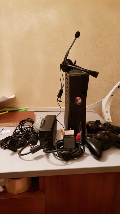 Лот: 10863780. Фото: 1. Xbox 360 freeboot 250 gb. Игровые приставки, консоли