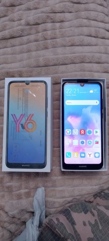 Лот: 19060035. Фото: 1. Huawei y6. Смартфоны