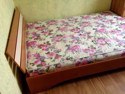 Лот: 11503063. Фото: 1. кровать 1,5 спальная. Кровати