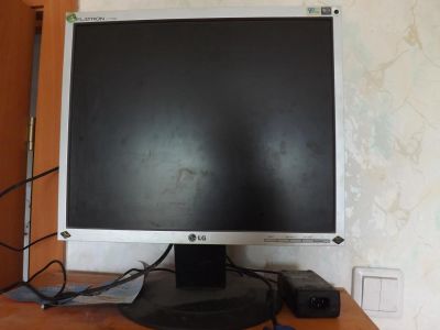 Лот: 7574206. Фото: 1. Монитор 17" LG Flatron L1750U... ЖК-мониторы