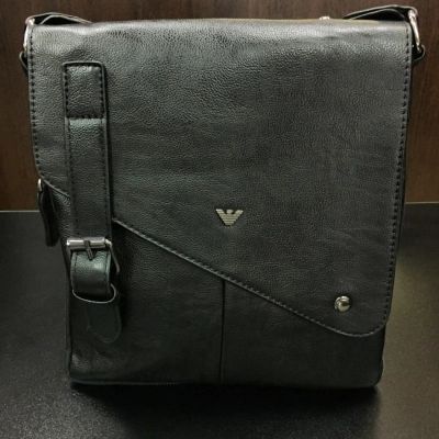 Лот: 8098603. Фото: 1. Сумка Armani кожа. Сумки