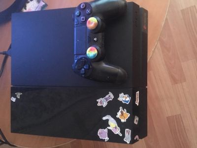 Лот: 14028849. Фото: 1. Play station 4 fifa19. Игровые приставки, консоли