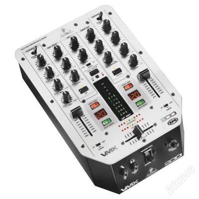 Лот: 1109375. Фото: 1. Миксер Behringer VMX-200. Микшеры, предусилители, микрофонные эффекты