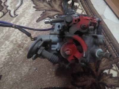 Лот: 13285760. Фото: 1. Моновпрыск Mazda Revey B5 (Familia... Топливная система