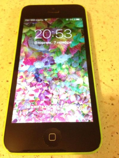 Лот: 10584707. Фото: 1. iPhone 5c (+коробка, зарядка... Смартфоны