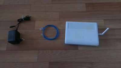 Лот: 4331212. Фото: 1. WiFi маршрутизатор Asus WL-AM604g... WiFi, Bluetooth адаптеры