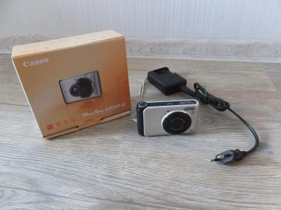 Лот: 4501175. Фото: 1. Фотоаппарат Canon A3000IS с зарядкой... Цифровые компактные