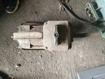 Лот: 9638123. Фото: 1. Вибратор глубинный (привод) ив-1178-2. Промышленное