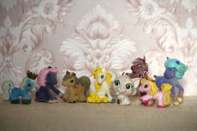 Лот: 12678082. Фото: 1. Пони из коробочек Pony. Подарки на Новый год