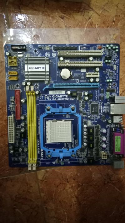 Лот: 18207783. Фото: 1. Материнская плата Gigabyte GA-m61pme-s2p. Материнские платы