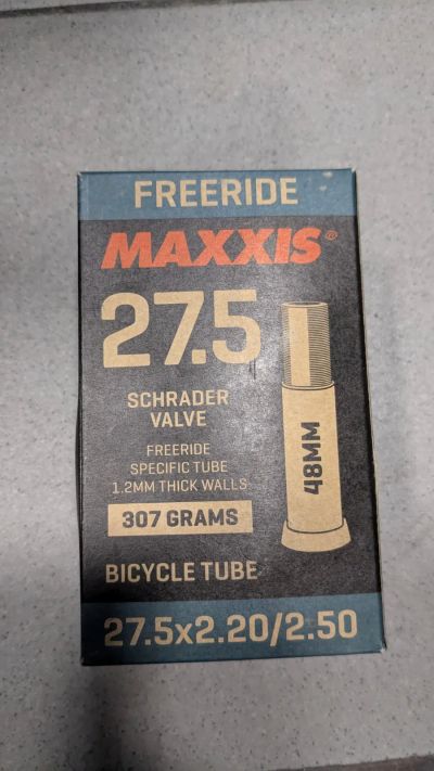 Лот: 25326898. Фото: 1. Велокамера Maxxis Freeride 27... Запчасти