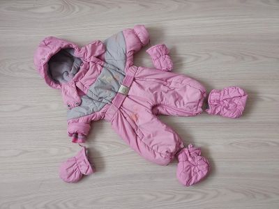 Лот: 4654557. Фото: 1. Зимний комбинезон-трансформер... Верхняя одежда