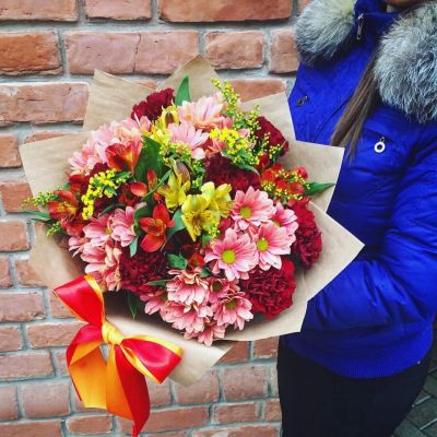 Лот: 7271830. Фото: 1. Сборный букет. Цветы на Щорса... Свежие цветы