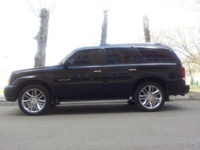 Лот: 4285720. Фото: 1. Продам Cadillac Escalade. Автомобили