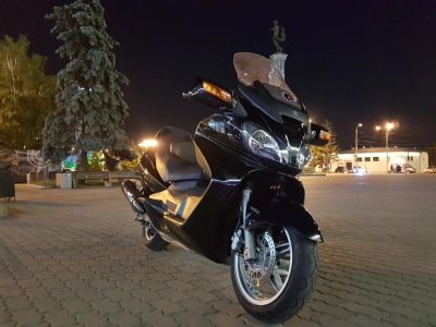 Лот: 9133505. Фото: 1. Максискутер Suzuki Skywave 650lx. Мотороллеры, мопеды