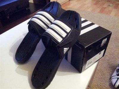 Лот: 2256904. Фото: 1. Сланцы Adidas Caruvo Vario. Плавание