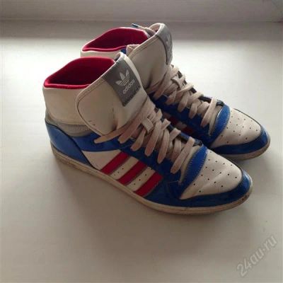 Лот: 2809469. Фото: 1. Женские кеды Adidas Originals. Кеды, кроссовки, слипоны