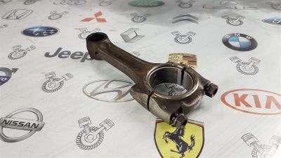 Лот: 23591194. Фото: 1. Шатун Mitsubishi FUSO Canter 4DR5... Двигатель и элементы двигателя