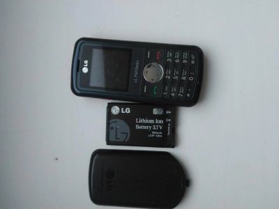 Лот: 8436025. Фото: 1. Продам телефон LG KP-105, полностью... Кнопочные мобильные телефоны