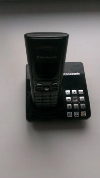 Лот: 4701381. Фото: 1. Dect Panasonic kx-tg8225RU база... DECT и радиотелефоны