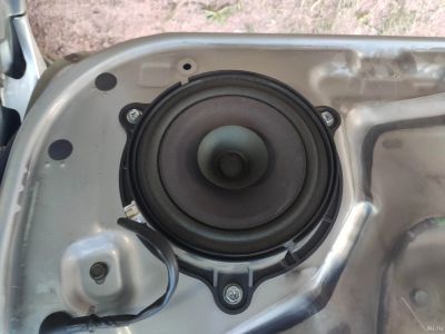 Лот: 17872358. Фото: 1. Штатные динамики nissan cefiro... Динамики