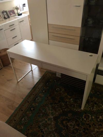 Лот: 17027168. Фото: 1. Стол IKEA (Икея) micke микке. Компьютерные и письменные столы