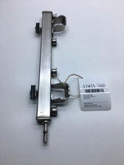 Лот: 20379862. Фото: 1. Рейка топливная Mazda Mpv L3G213150... Топливная система