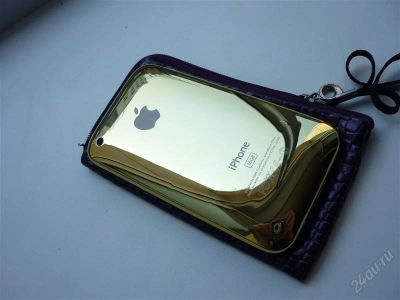 Лот: 1894010. Фото: 1. золотой iphone 3gs 8gb ! хороший... Смартфоны