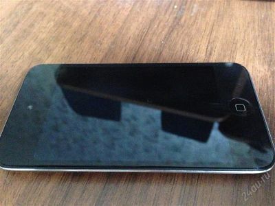 Лот: 2315784. Фото: 1. Ipod touch 8gb + чехол. Плееры